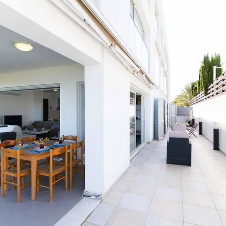 Apartman Trident 4 Paralímni