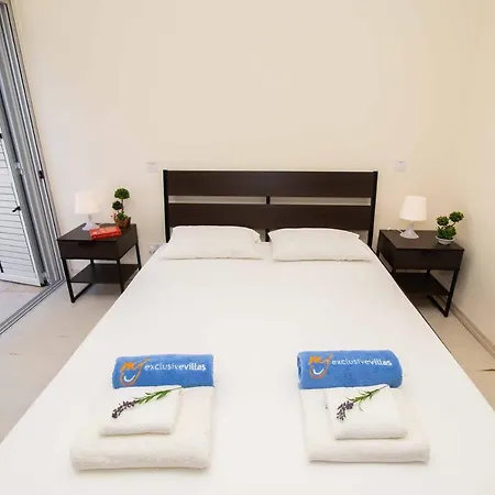 Trident 4 Appartement Paralímni