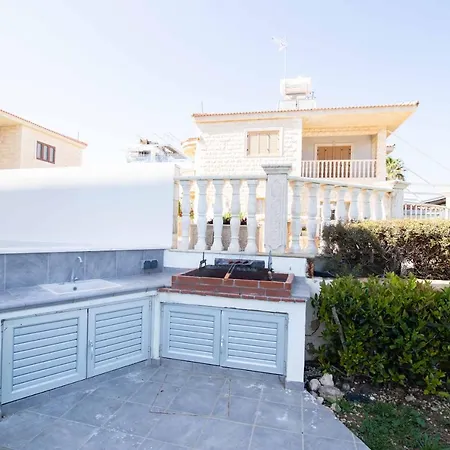 Trident 4 Paralímni