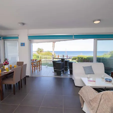 Trident 4 Paralímni