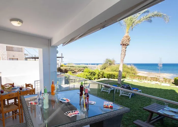 Apartment Trident 4 *