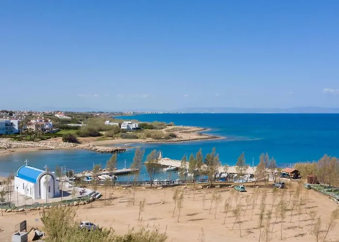 Apartment Trident 4 *