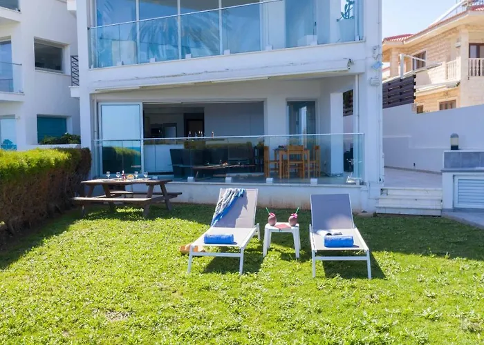 Trident 4 * Paralimni